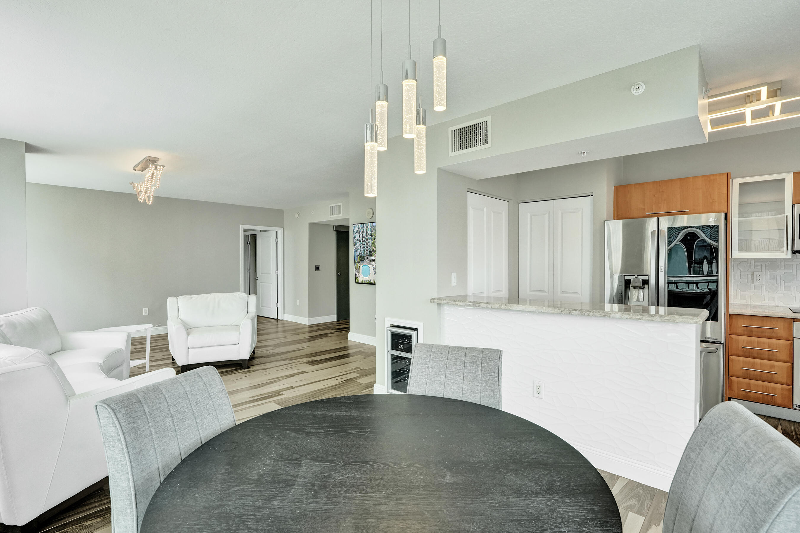 SYMPHONY NORTH CONDO - Residential