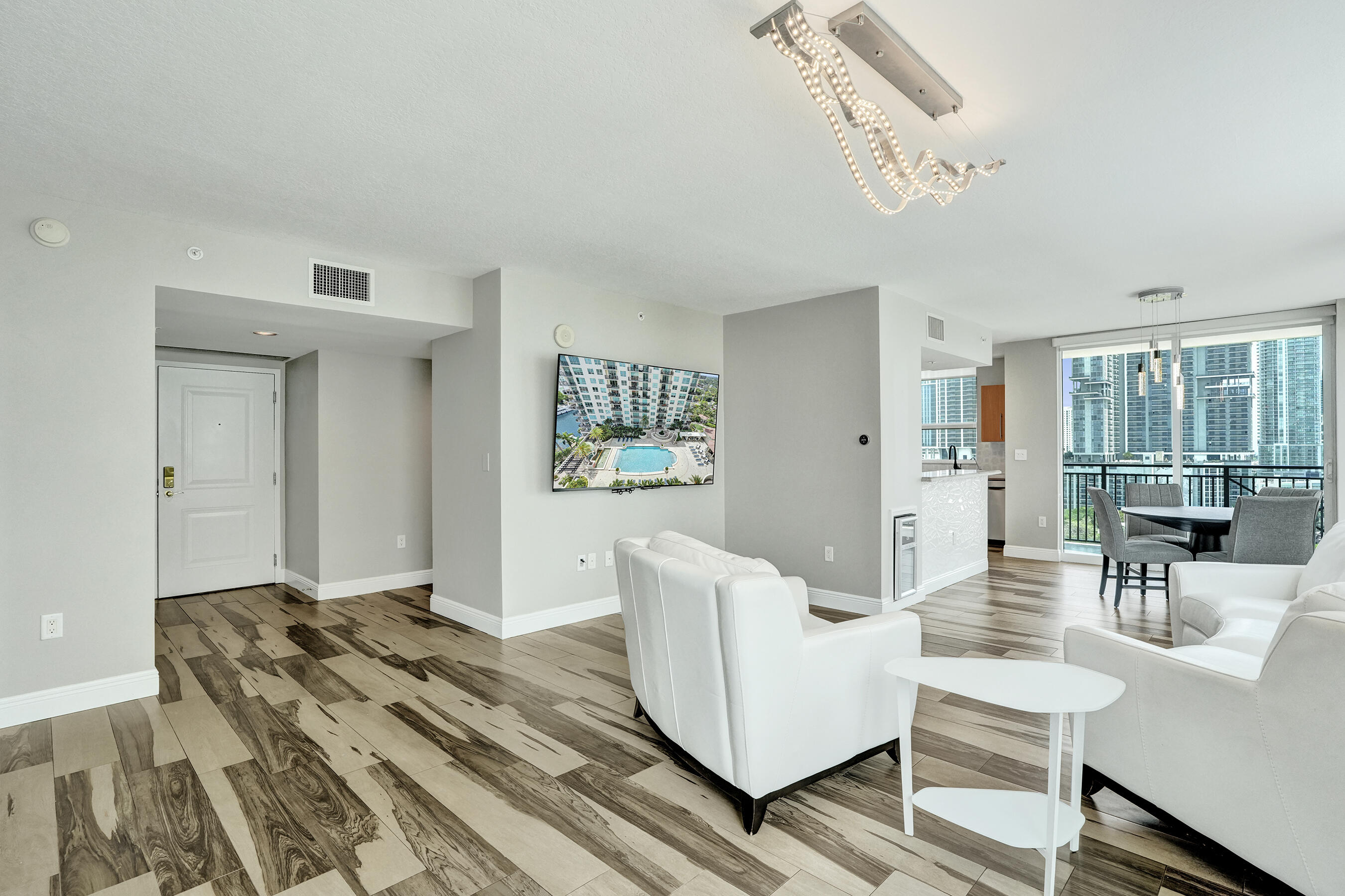 SYMPHONY NORTH CONDO - Residential