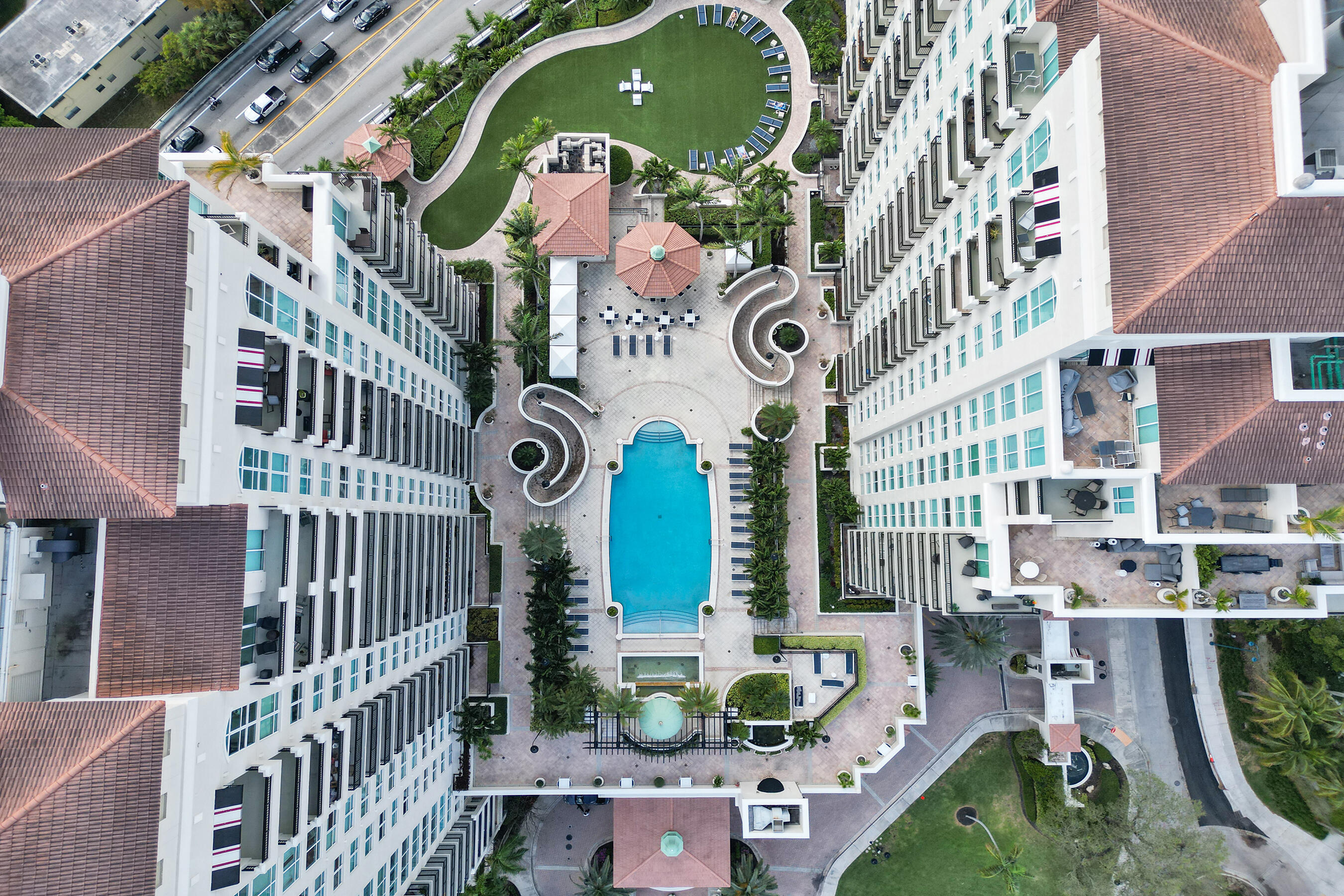 SYMPHONY NORTH CONDO - Residential