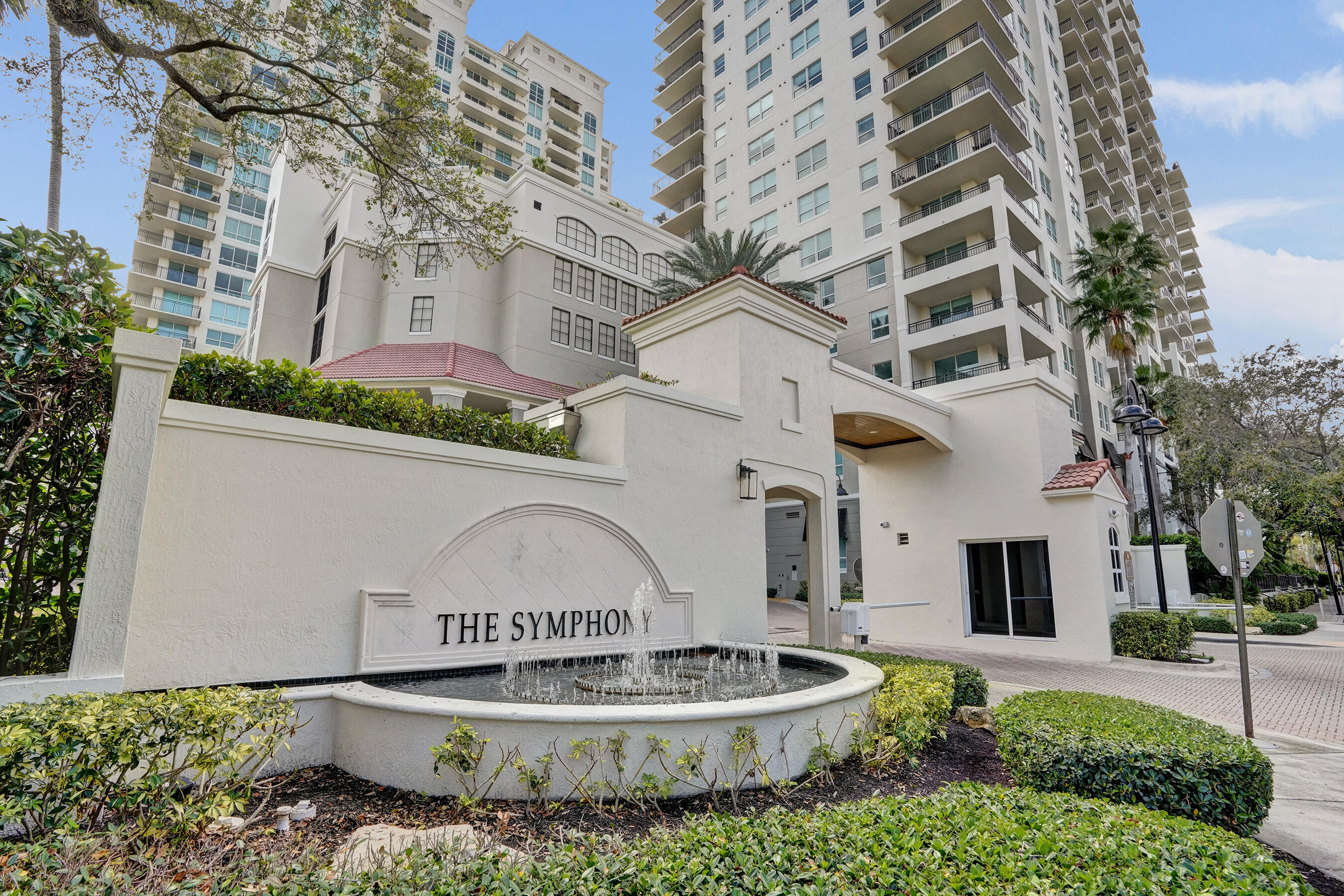 SYMPHONY NORTH CONDO - Residential