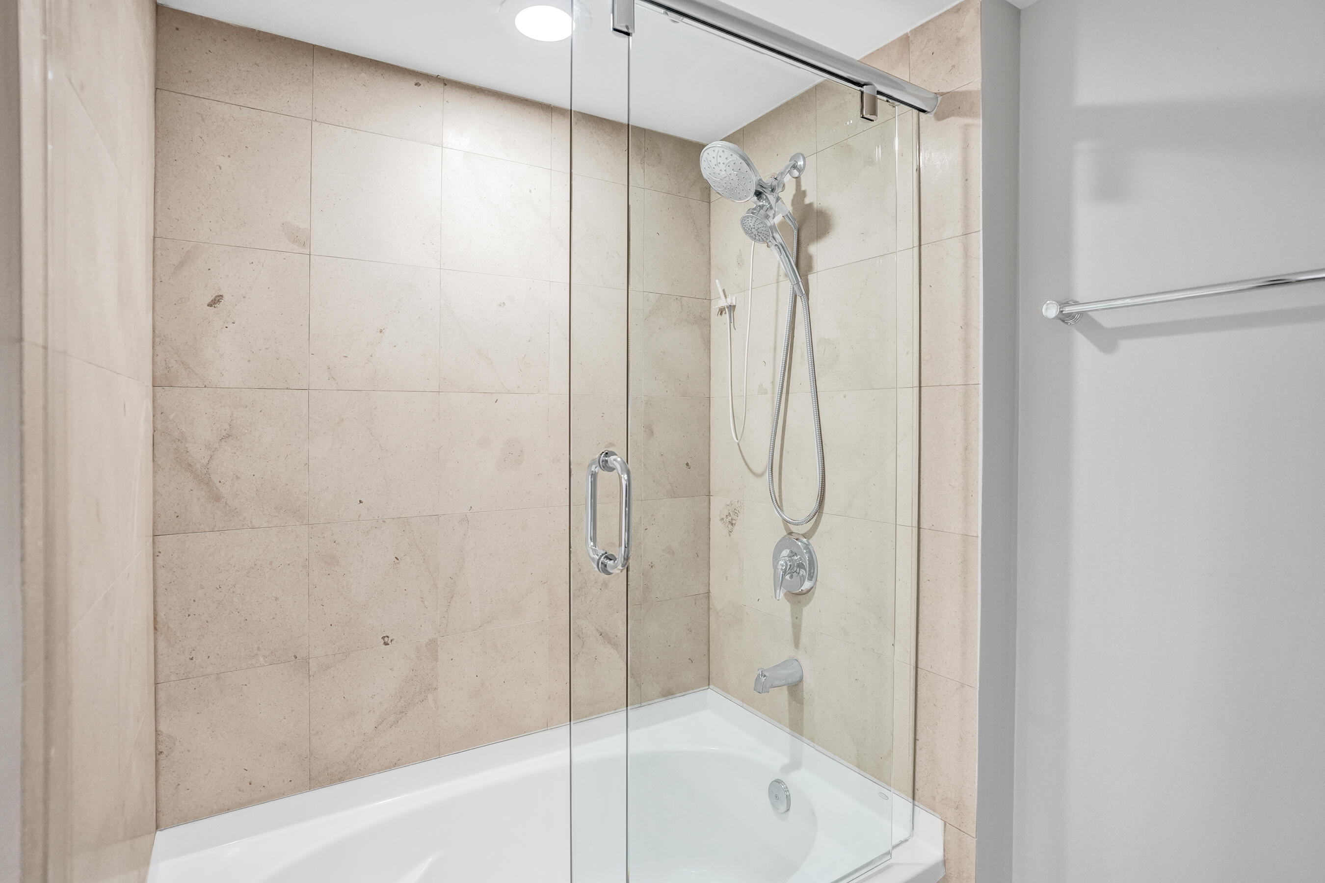 SYMPHONY NORTH CONDO - Residential