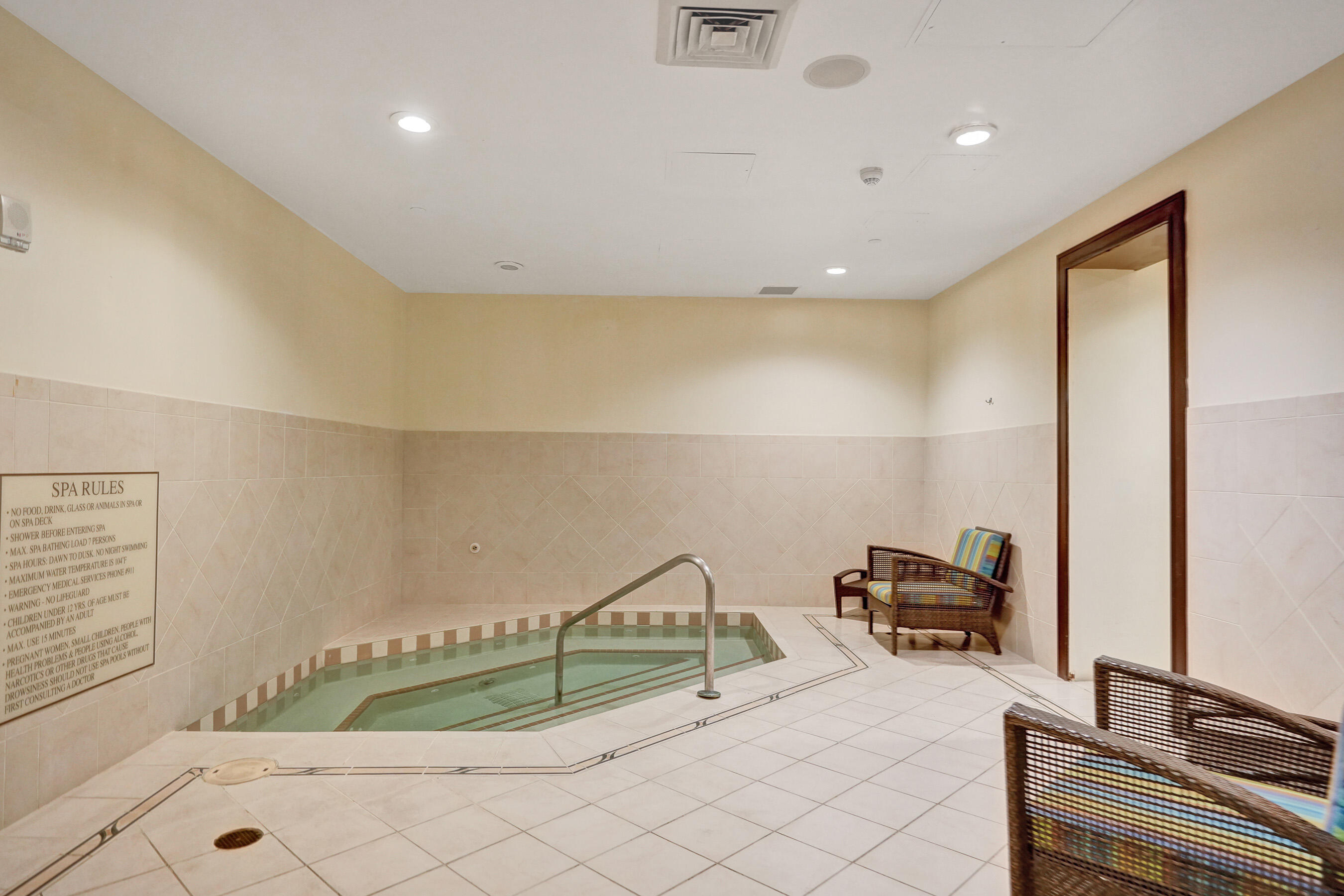 SYMPHONY NORTH CONDO - Residential