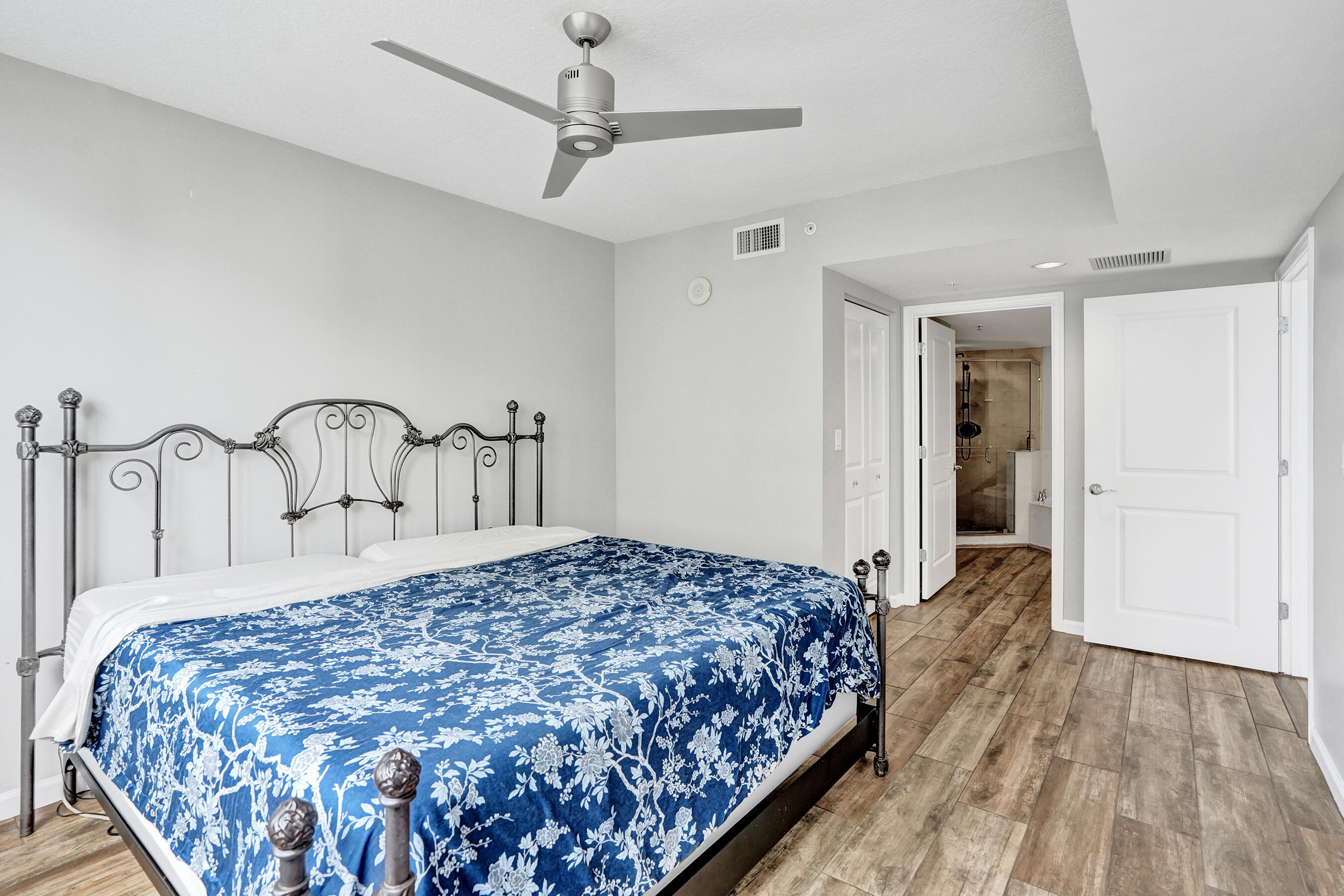 SYMPHONY NORTH CONDO - Residential