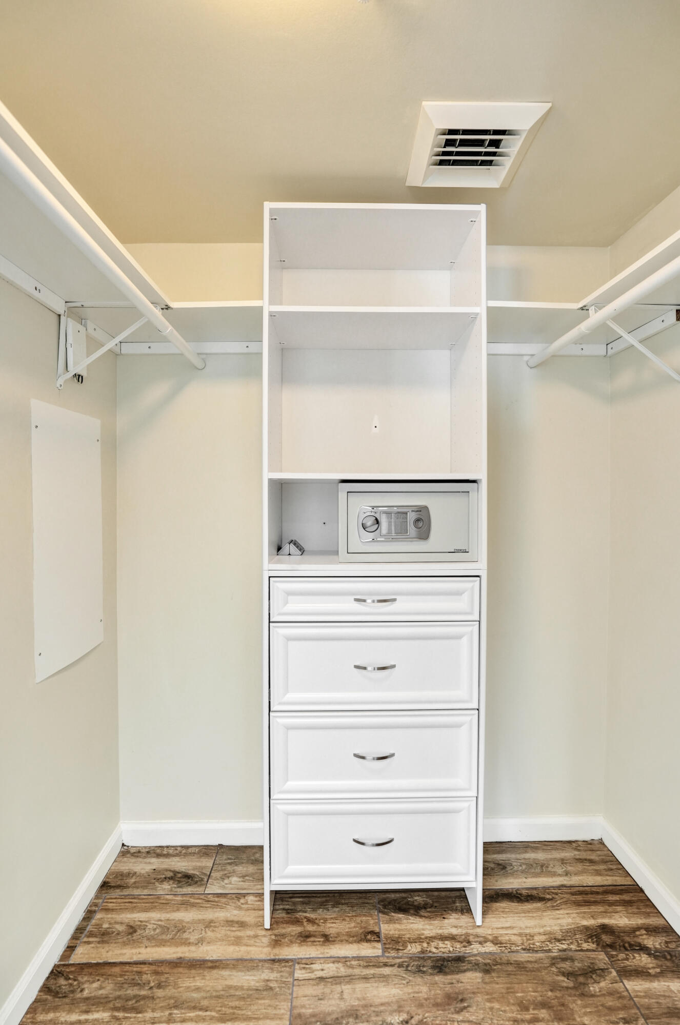 SYMPHONY NORTH CONDO - Residential