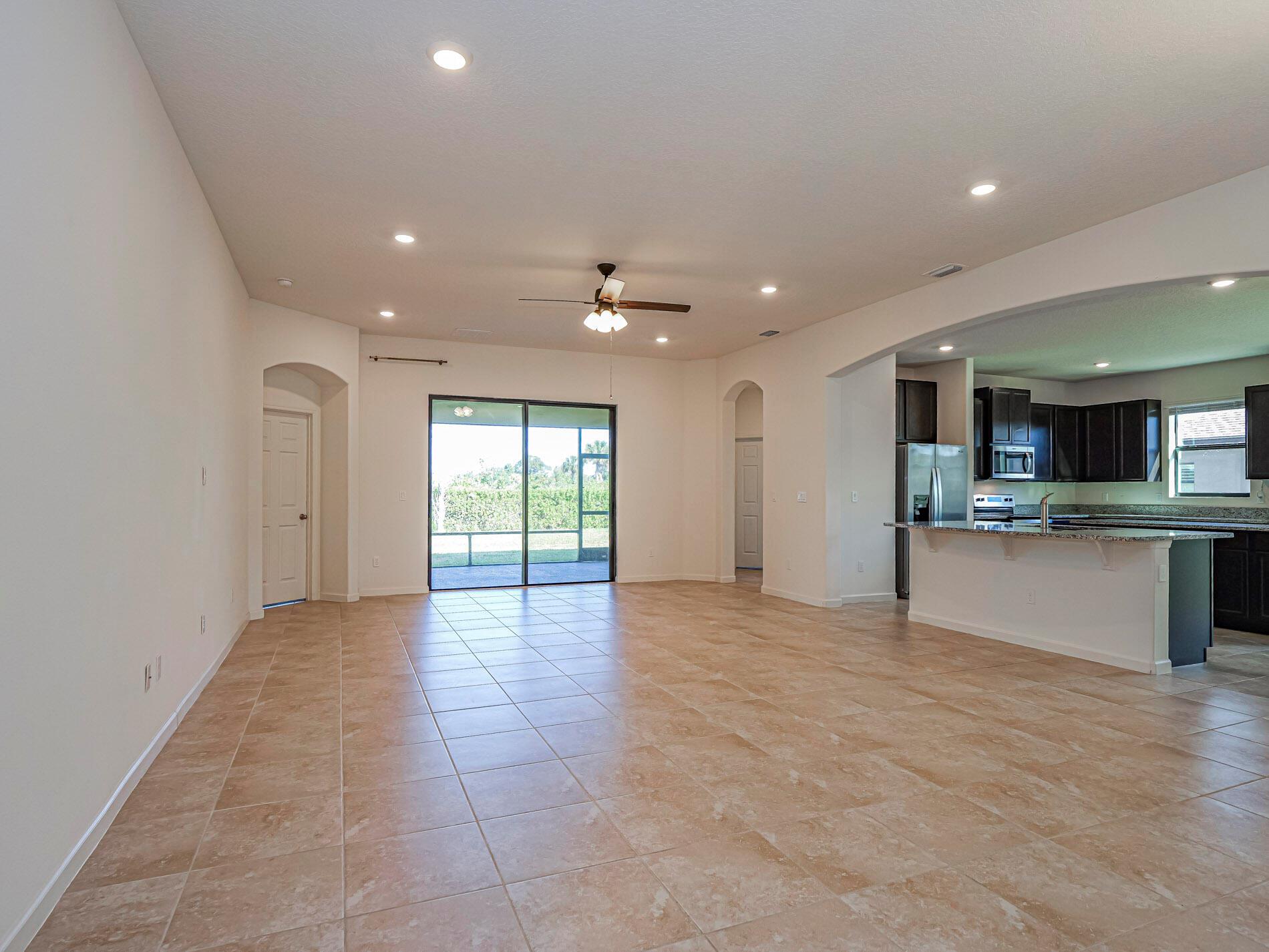 ORCHARD PARK - Residential Lease