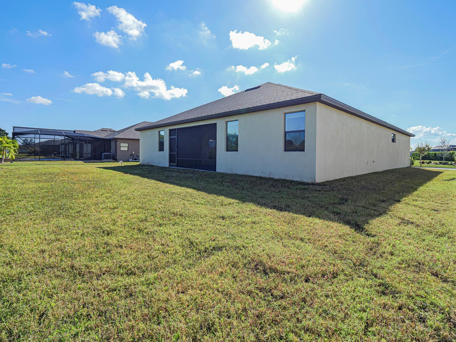 ORCHARD PARK - Residential Lease