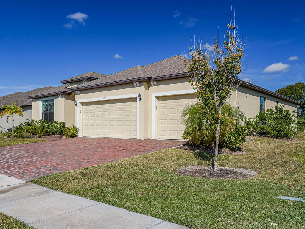 Photo of 5513 1st Square, Vero Beach, FL 32968 (MLS # R11142558)