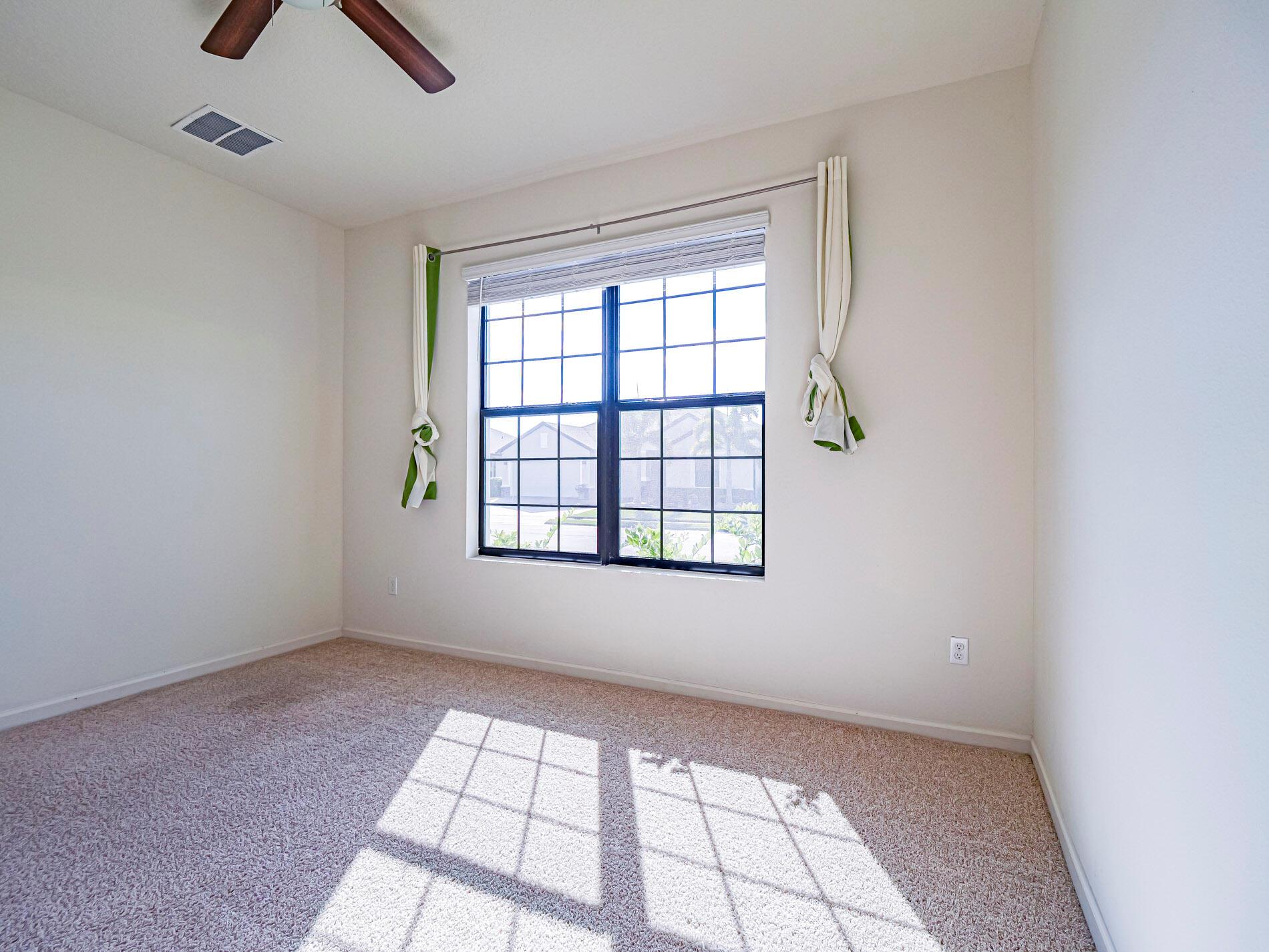 ORCHARD PARK - Residential Lease