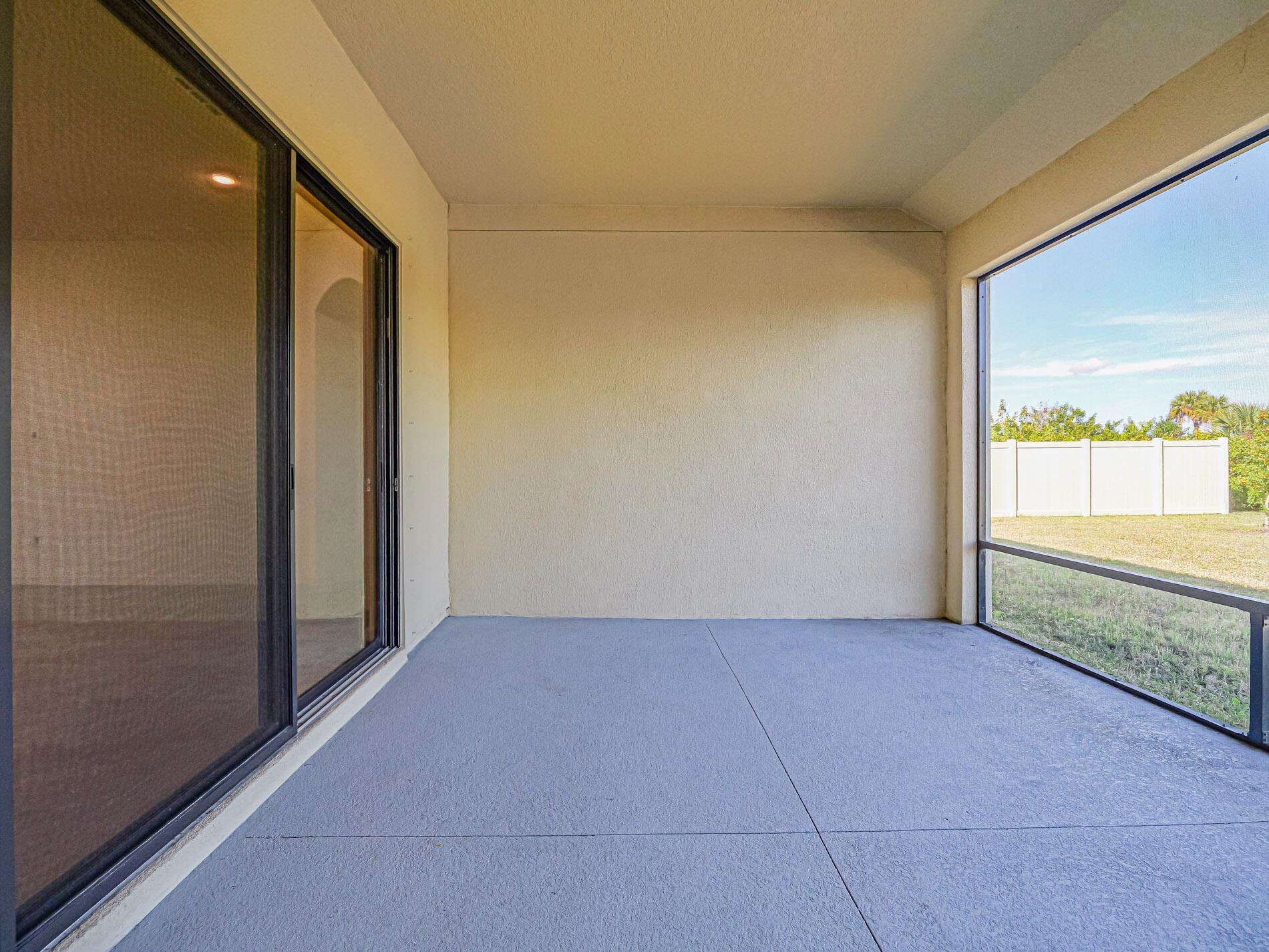 ORCHARD PARK - Residential Lease