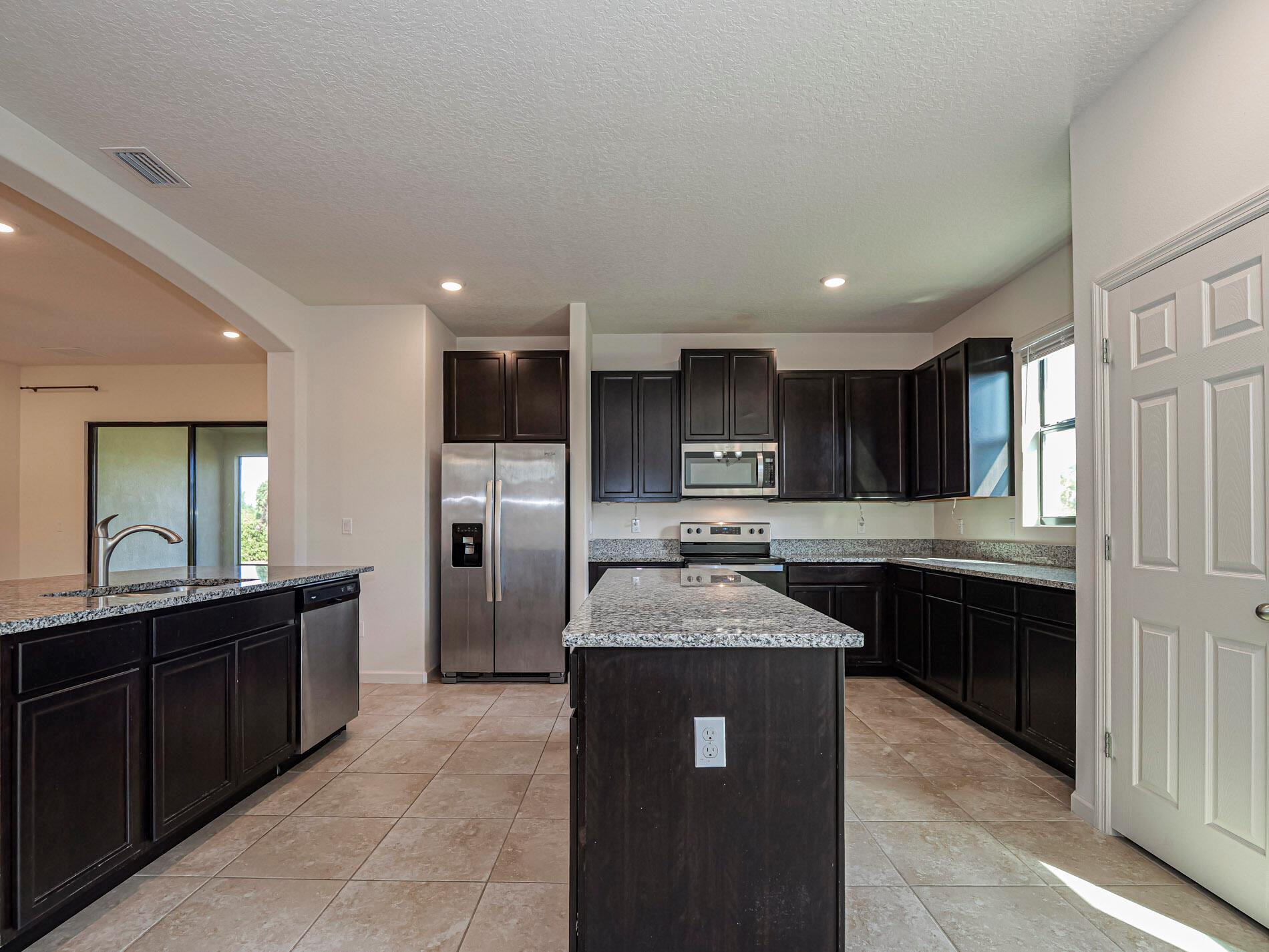 ORCHARD PARK - Residential Lease