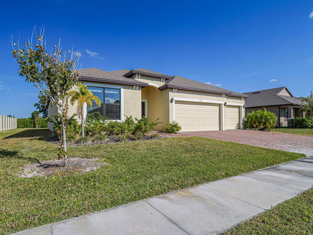 Photo of 5513 1st Square, Vero Beach, FL 32968 (MLS # R11142558)