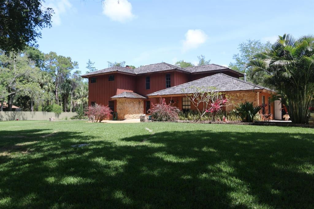 Photo of 15304 83rd Way N, Palm Beach Gardens, FL 33418 (MLS # R10888747)