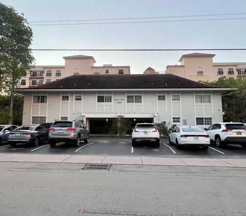 2404 NE 33rd Avenue 12 Fort Lauderdale FL 33305