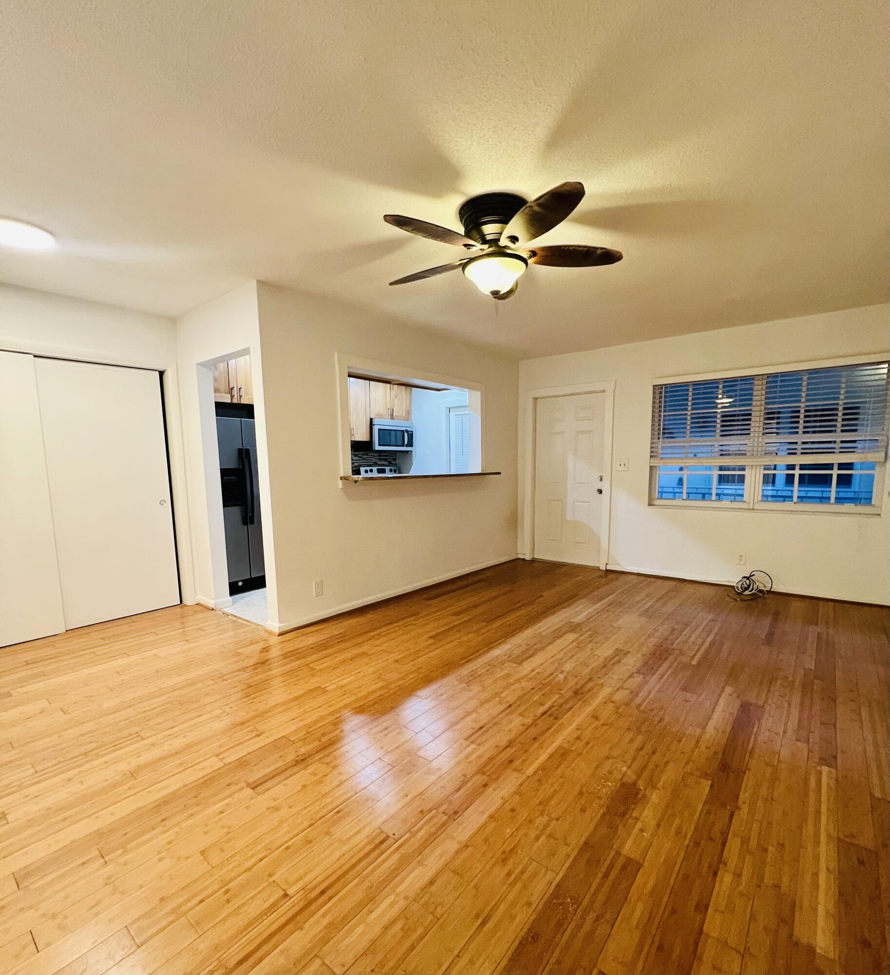 2404 NE 33rd Avenue 12