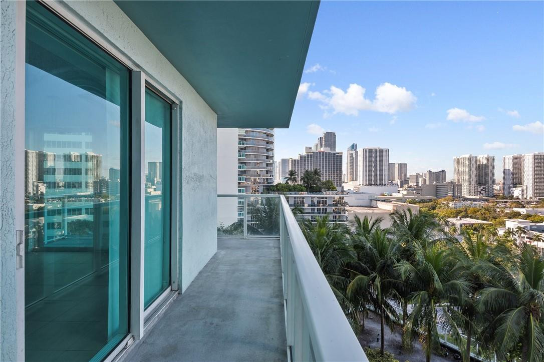 Quantum on the Bay - Residential