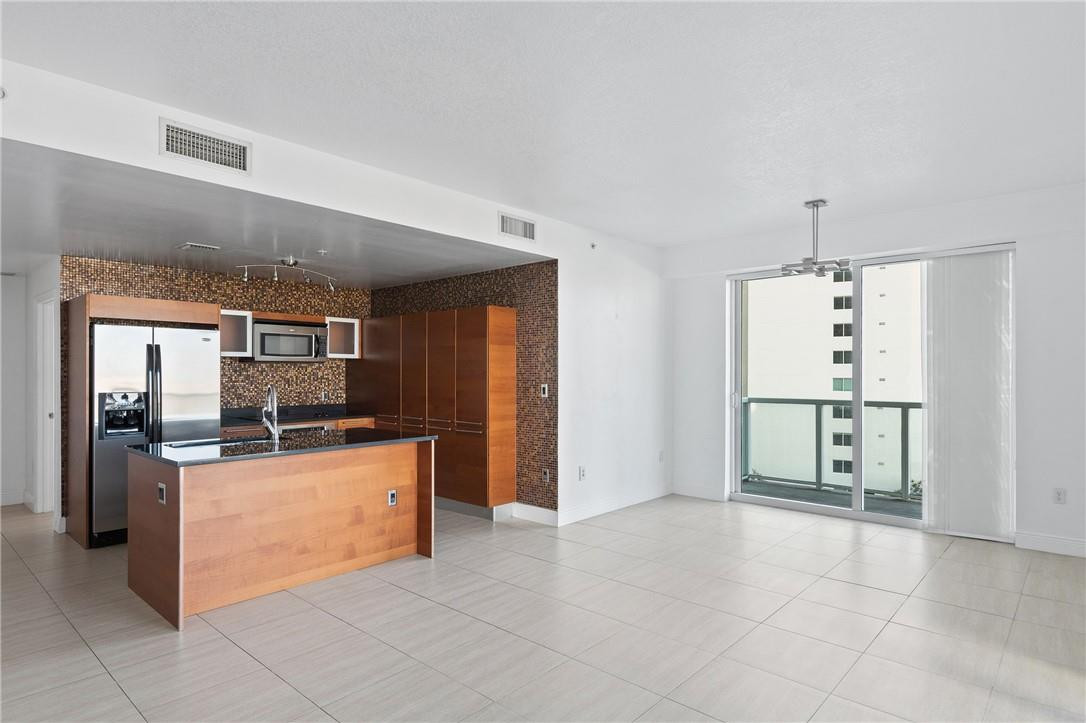 Quantum on the Bay - Residential