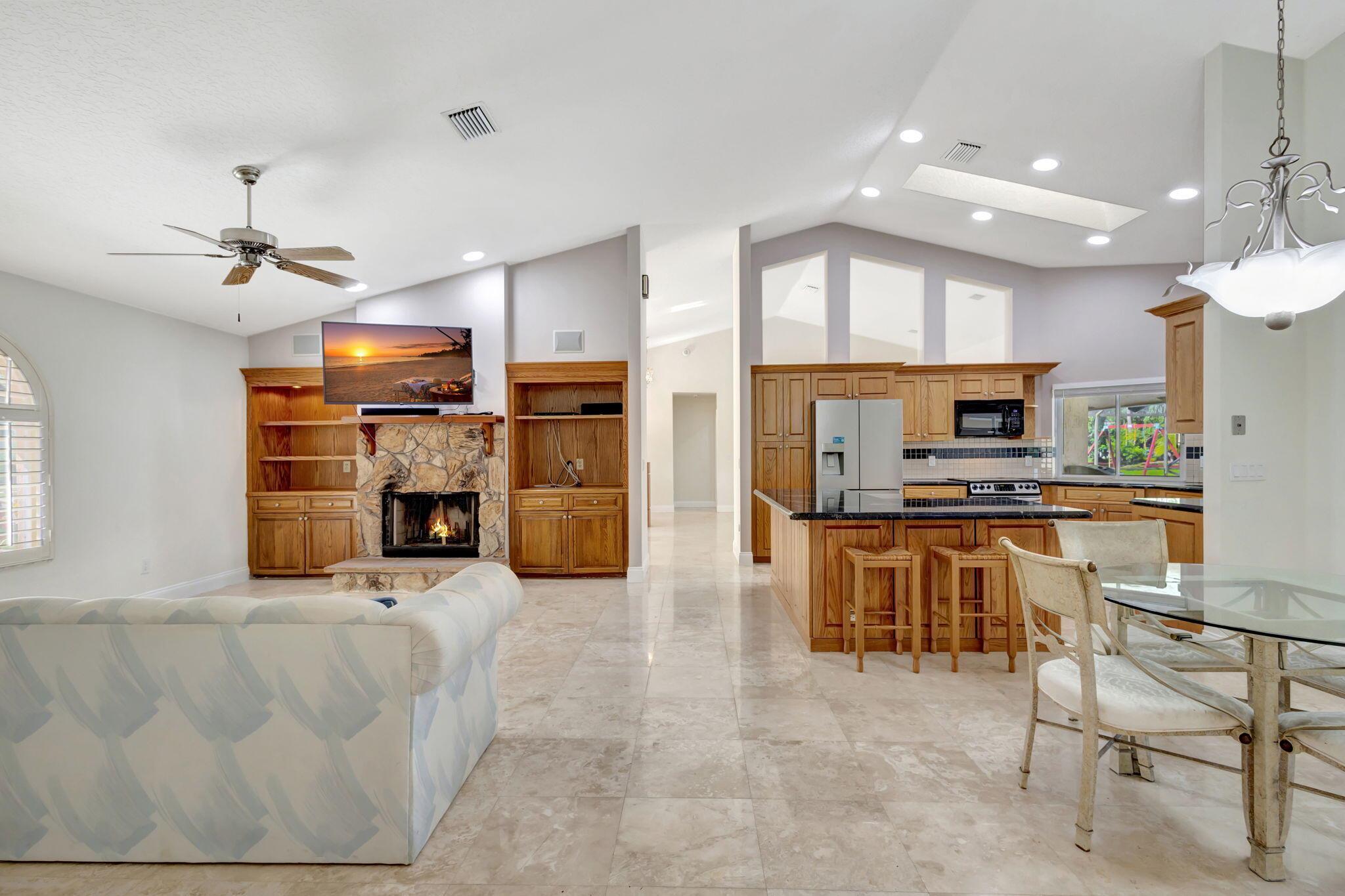 GREENVIEW SHORES 2 OF WEL - Residential Lease