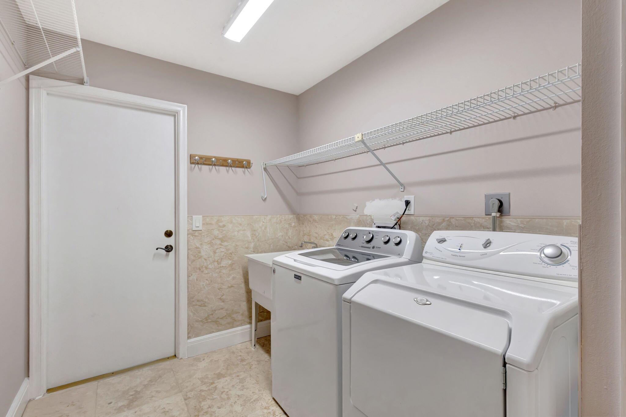 GREENVIEW SHORES 2 OF WEL - Residential Lease