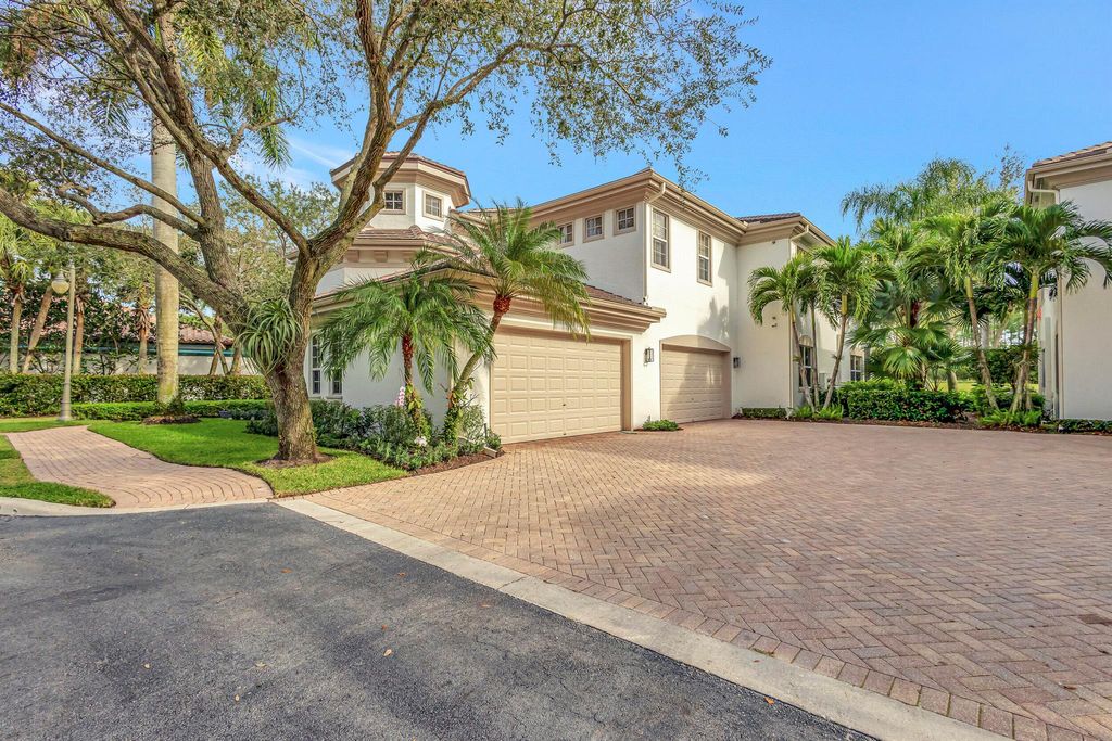 Photo of 11564 Villa Vasari Drive, Palm Beach Gardens, FL 33418 (MLS # R10947078)