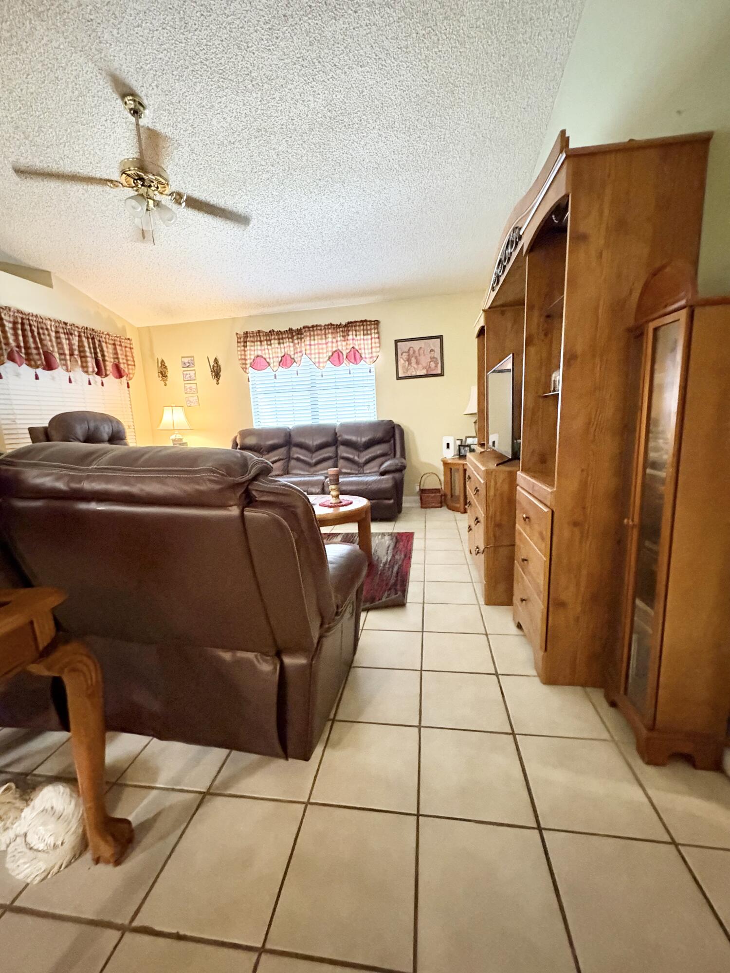 MONTURA RANCH ESTATES 1 ST S/D - Residential