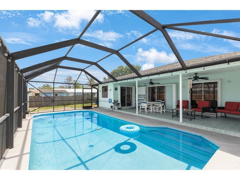 SEBASTIAN HIGHLANDS UNIT 4 - Residential