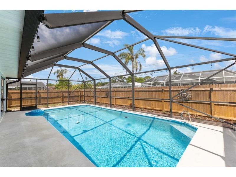 SEBASTIAN HIGHLANDS UNIT 4 - Residential