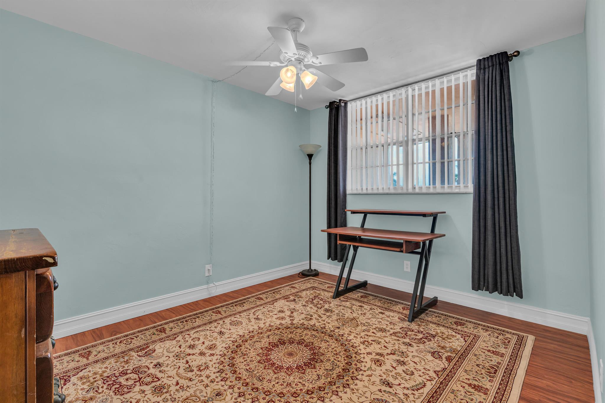 LIGHTHOUSE POINT PLAZA CO - Residential