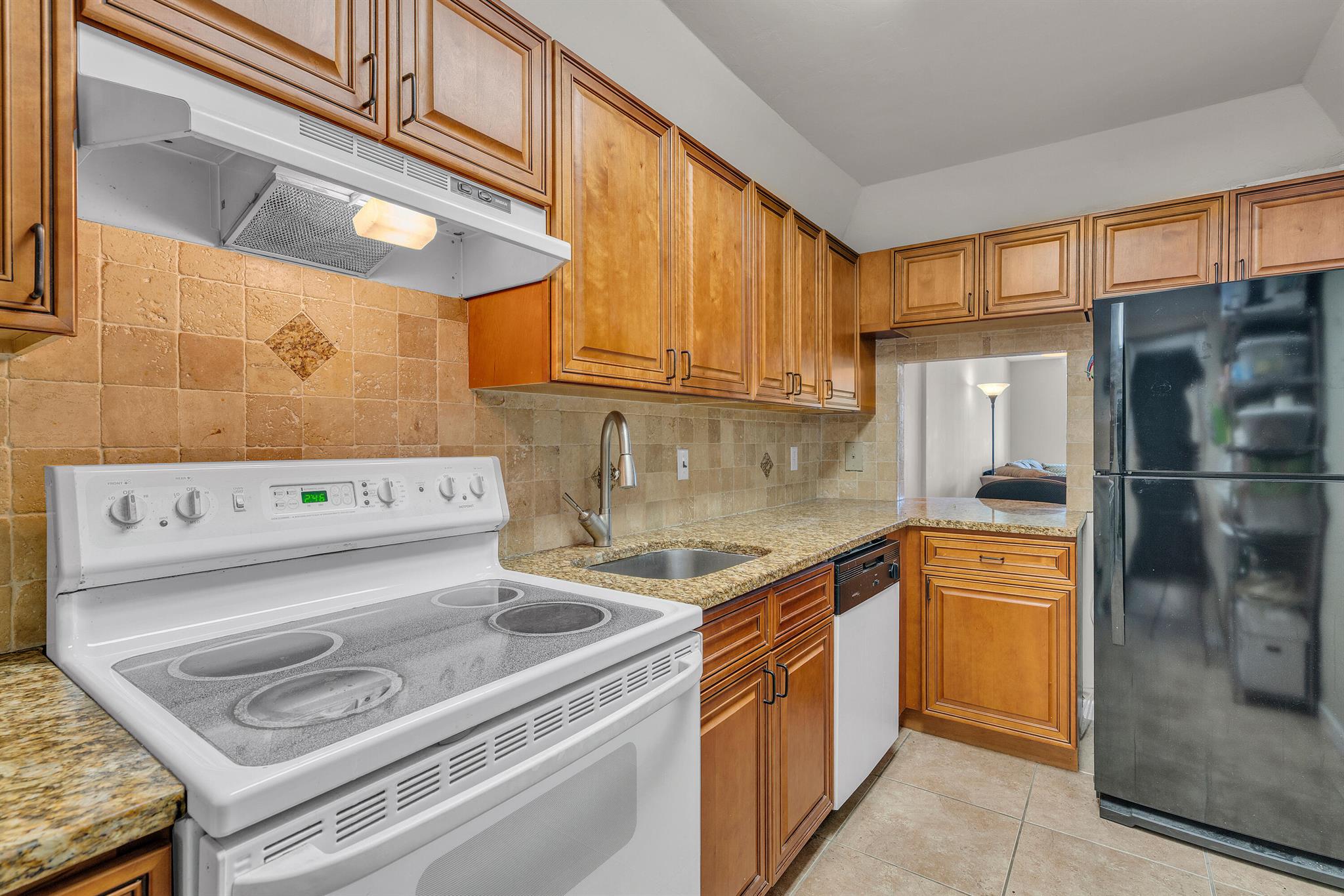 4500 N Federal Highway 319c