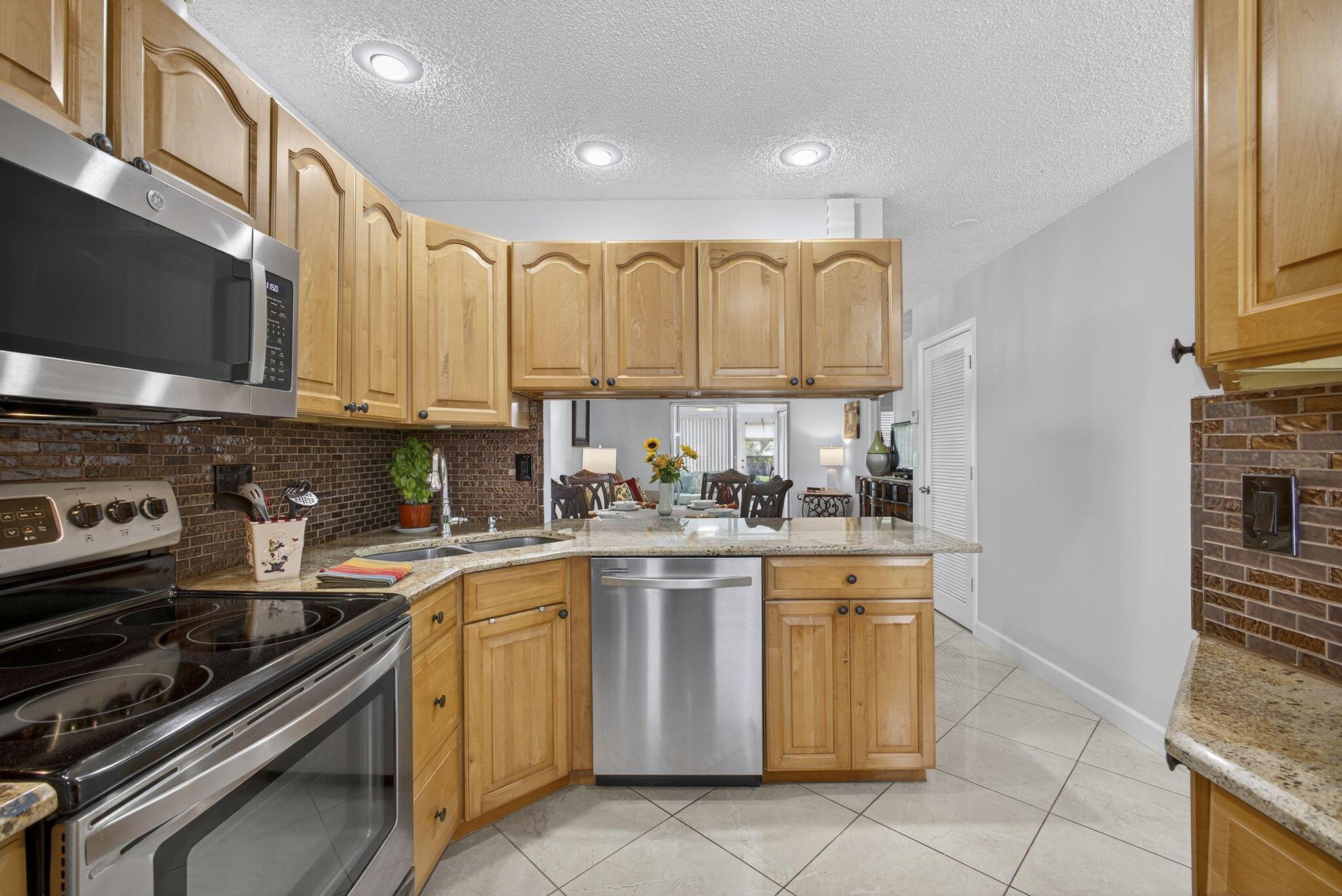 CYPRESS LAKES 6-A - Residential Lease