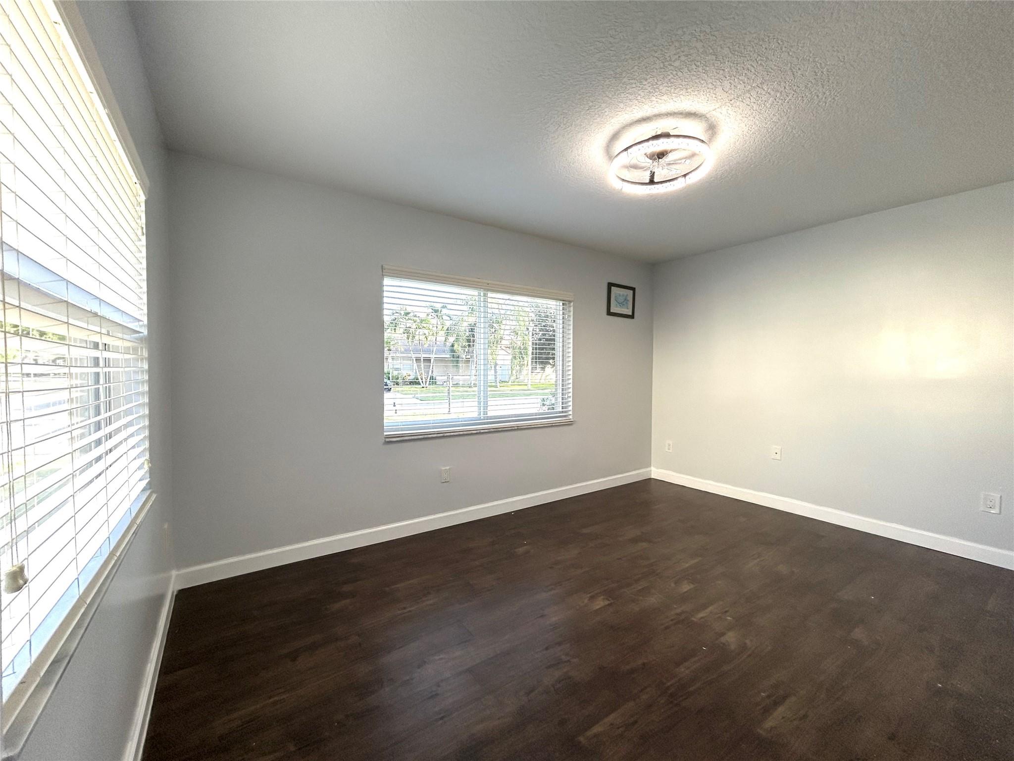 Sandalfoot Cove Sec 09 - Residential Lease