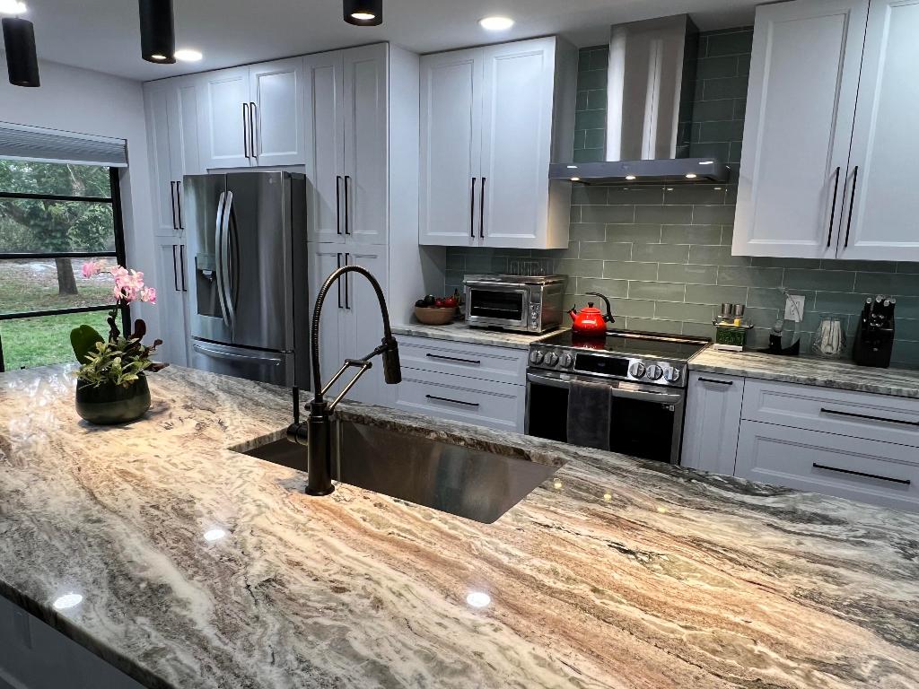 RIVERVIEW (SOUTH COUNTY) - Land