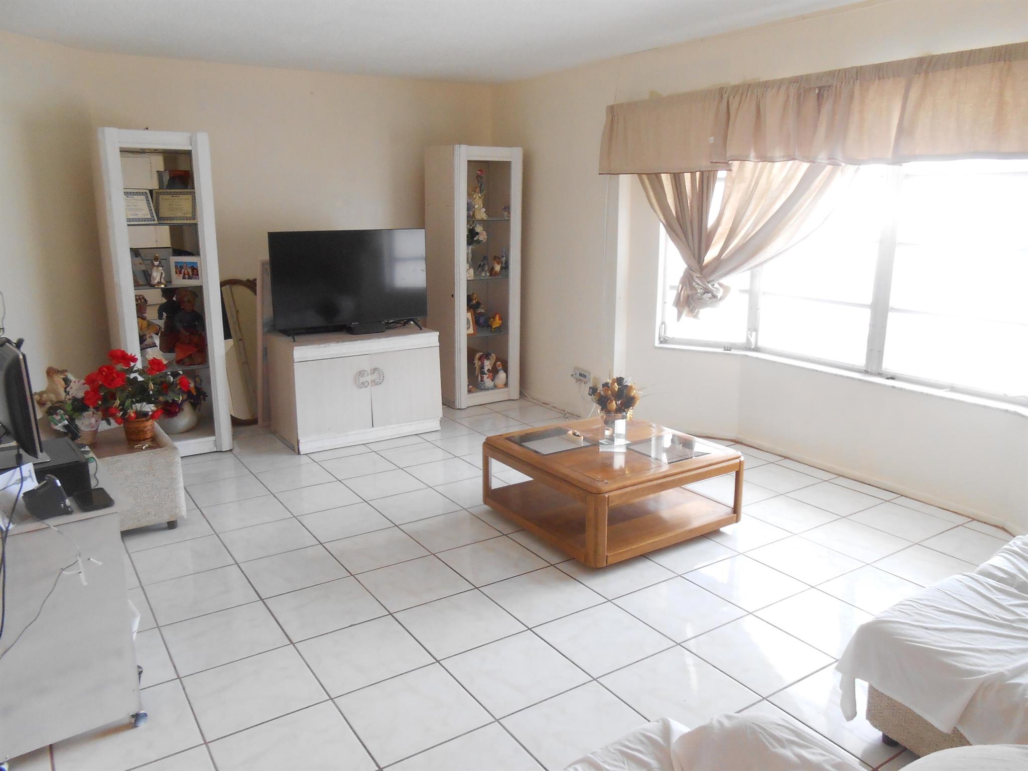 878 Gardenia Drive