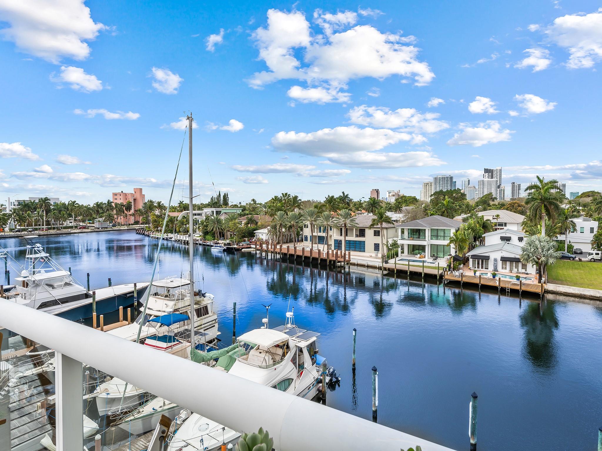45 Hendricks Isle - Residential