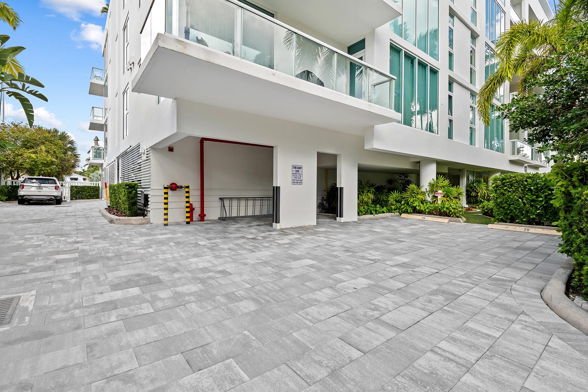 45 Hendricks Isle - Residential