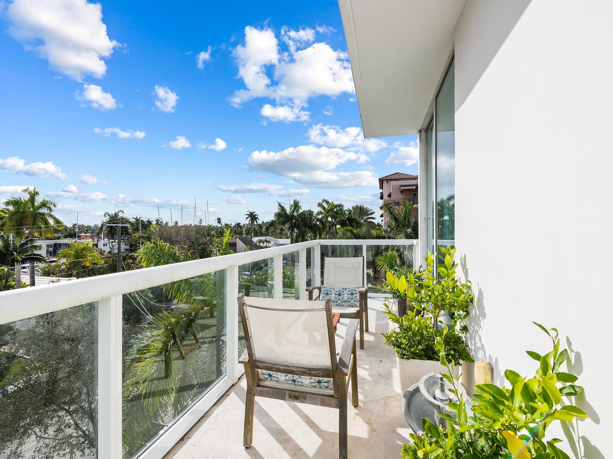 45 Hendricks Isle - Residential