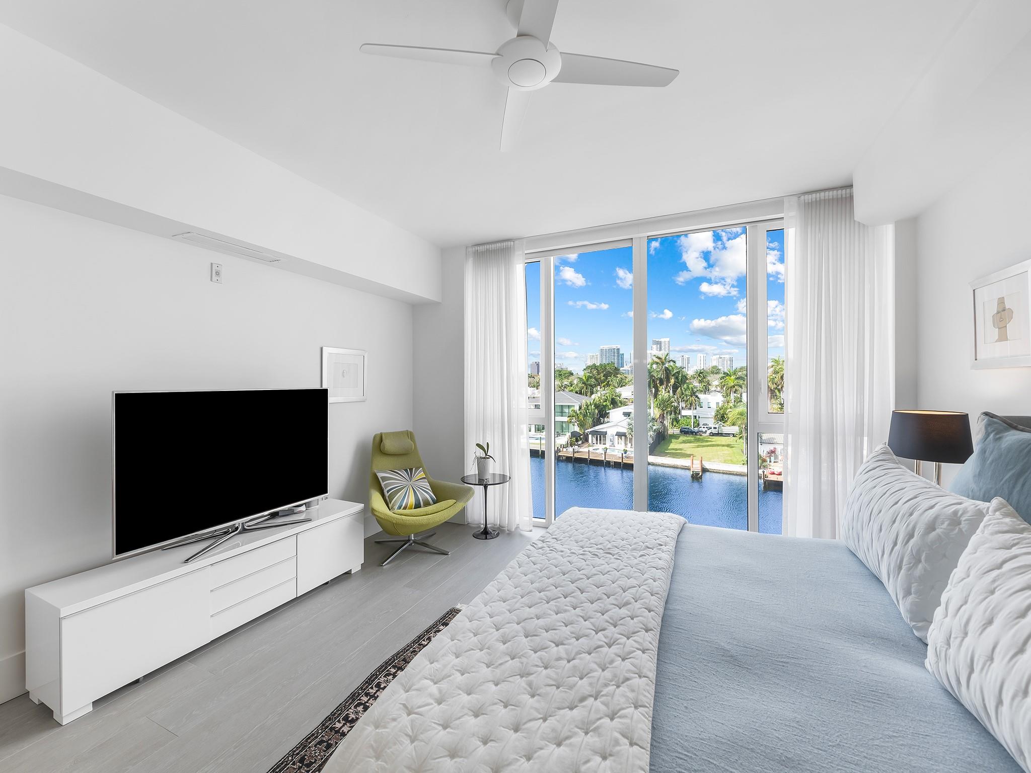 45 Hendricks Isle - Residential