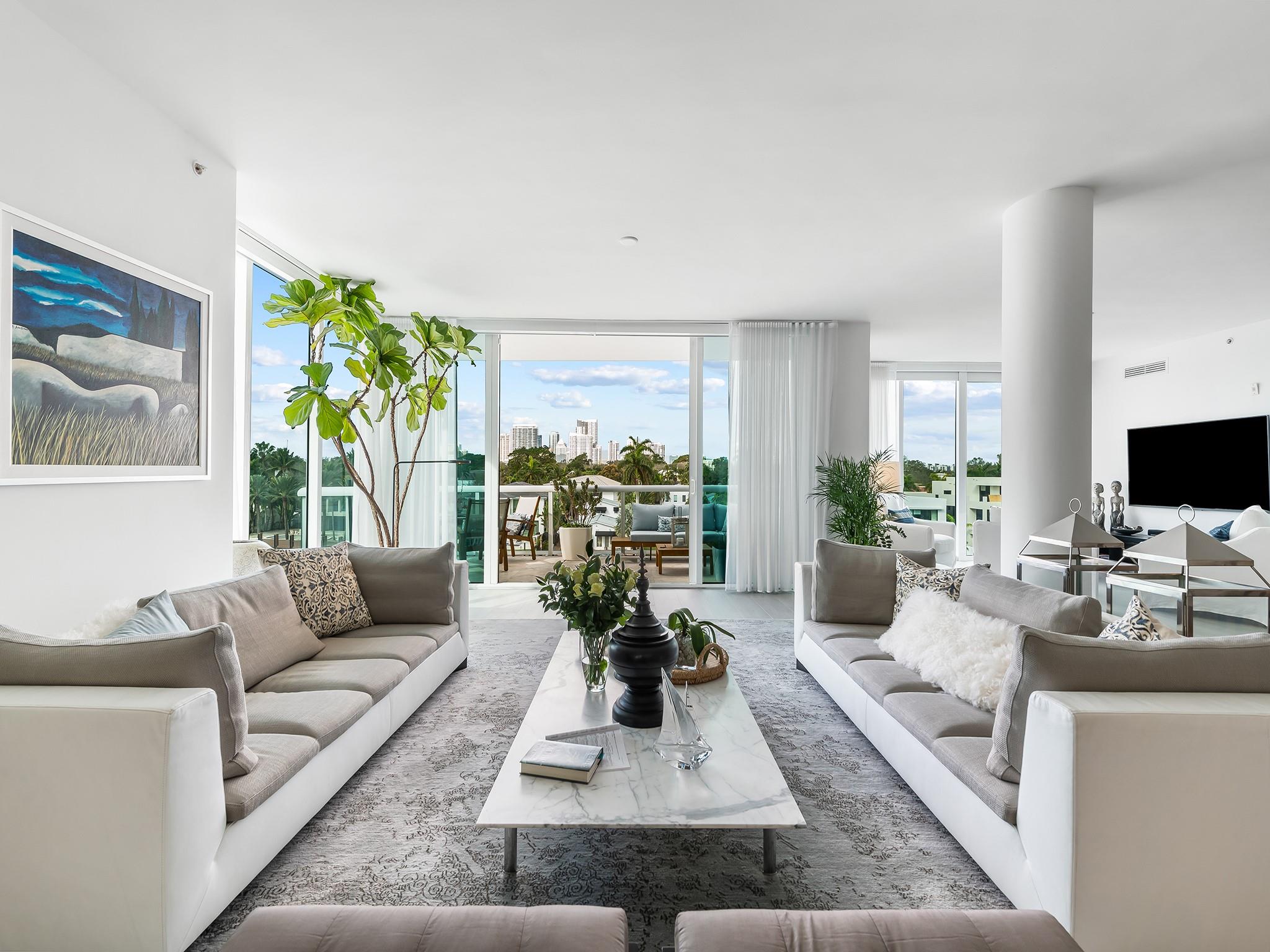 45 Hendricks Isle - Residential