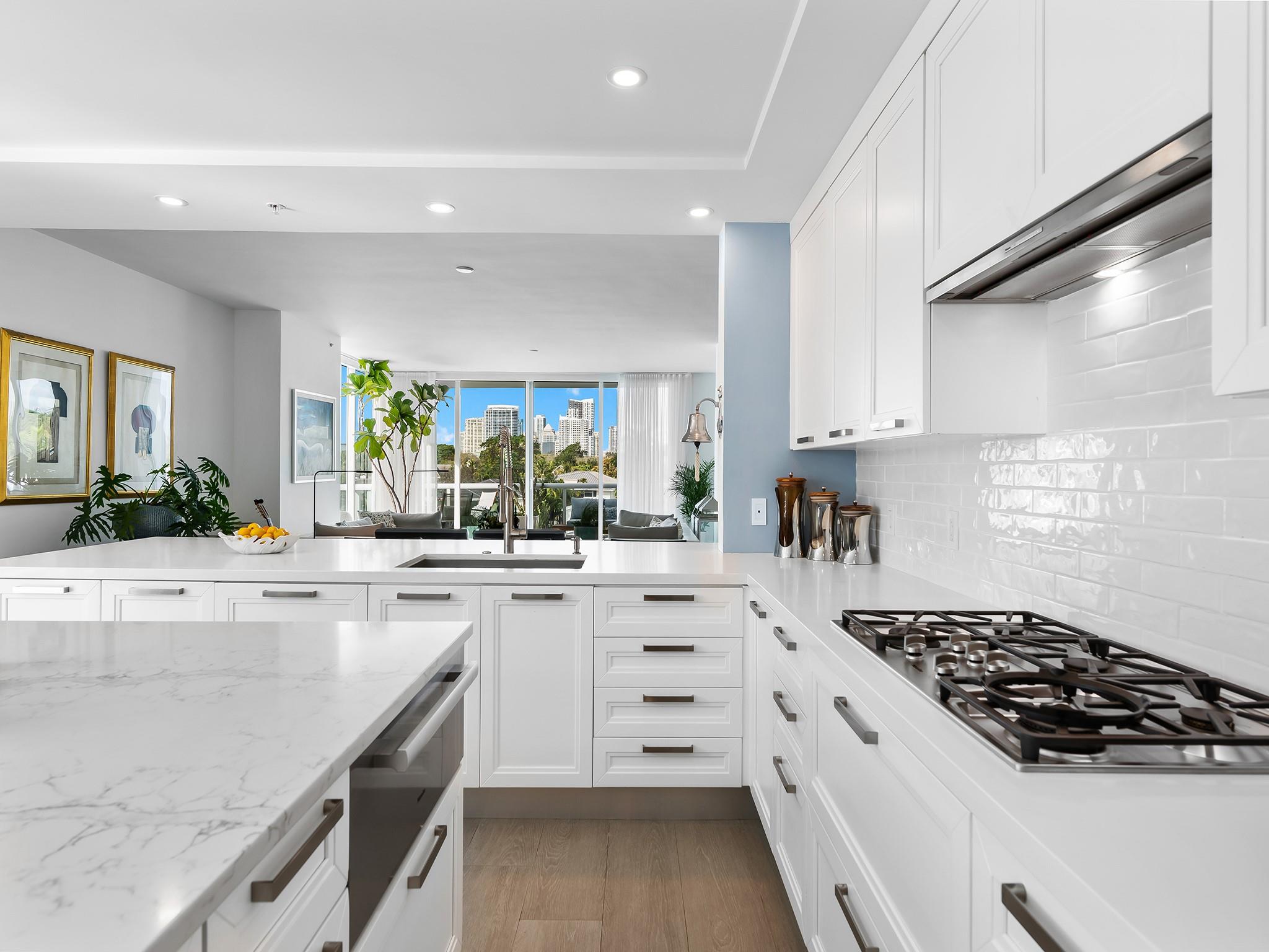 45 Hendricks Isle - Residential