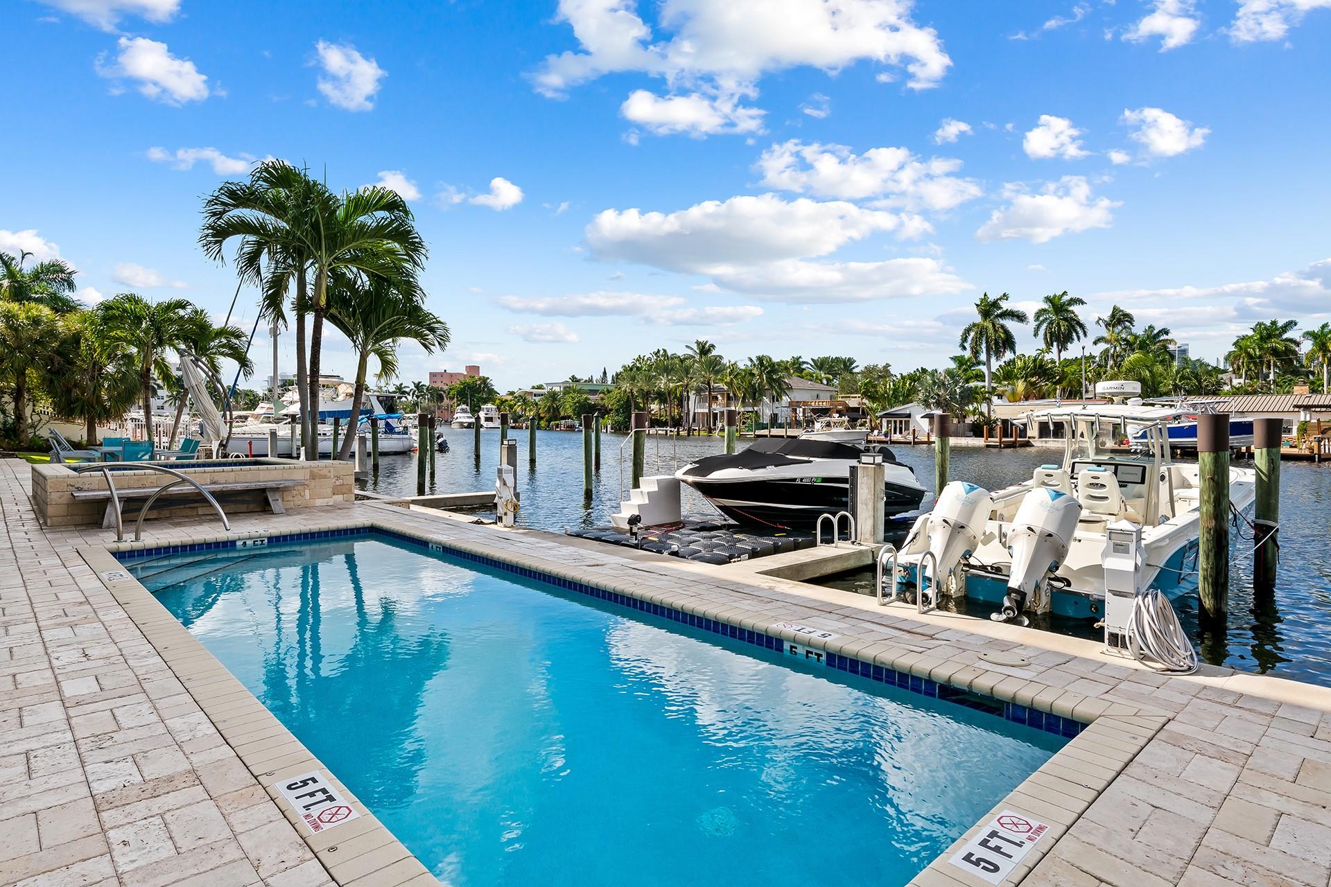 45 Hendricks Isle - Residential