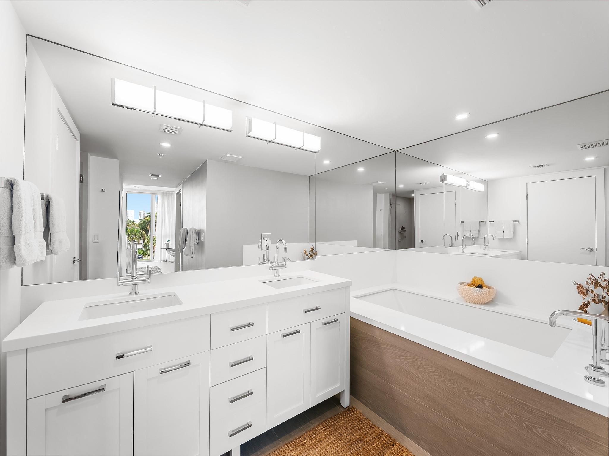 45 Hendricks Isle - Residential