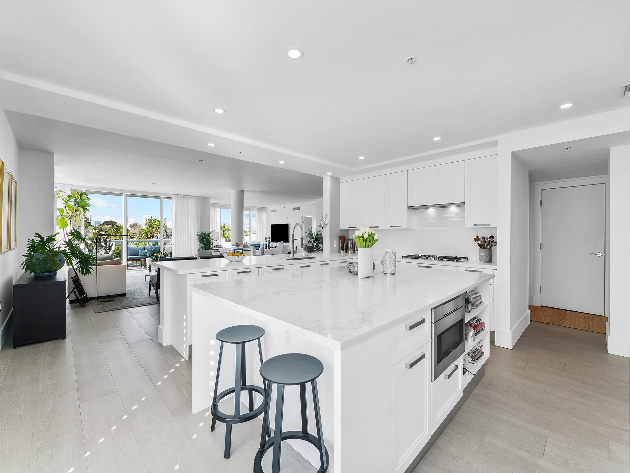 45 Hendricks Isle - Residential