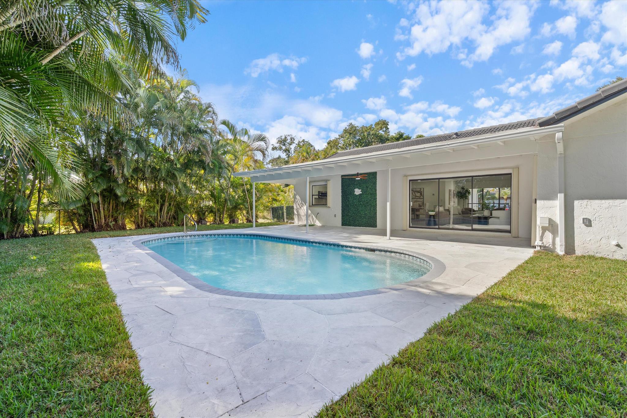 CHEVY CHASE AMD PLAT - Residential