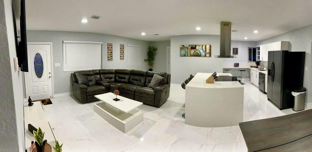 LAKE FOREST SEC 4 - Residential