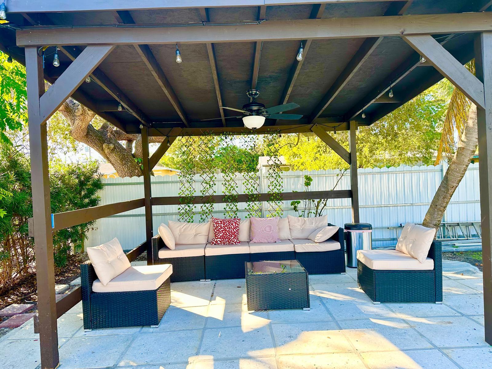 LAKE FOREST SEC 4 - Residential