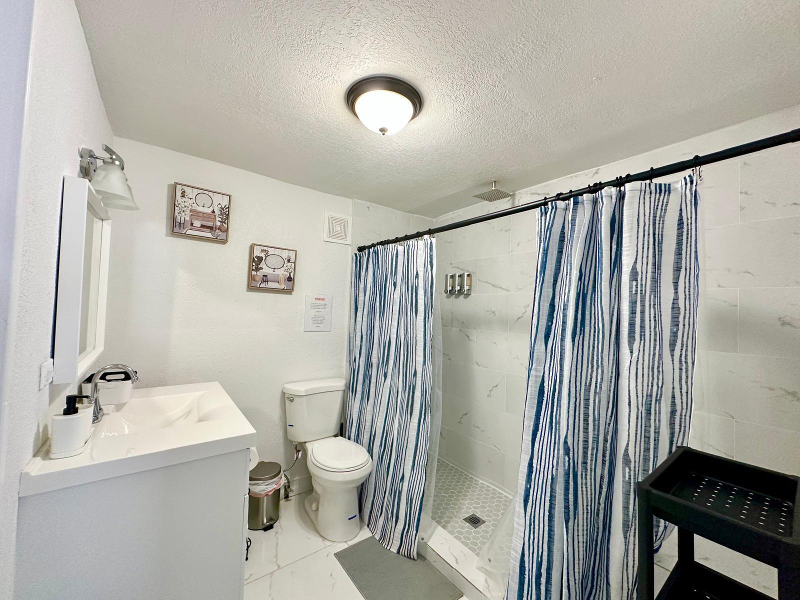 LAKE FOREST SEC 4 - Residential