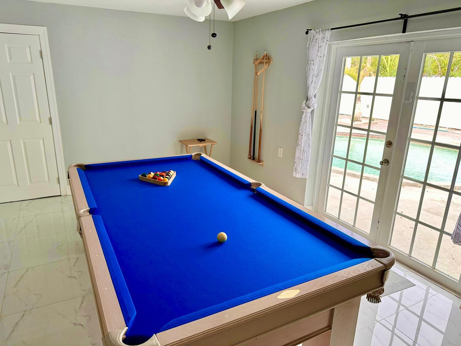 LAKE FOREST SEC 4 - Residential