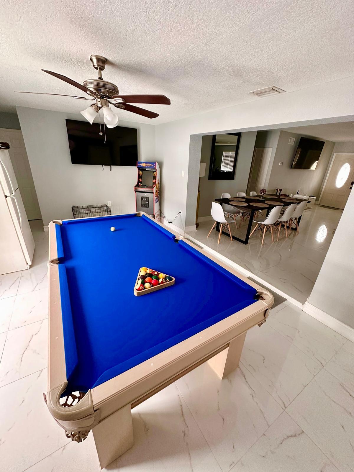 LAKE FOREST SEC 4 - Residential