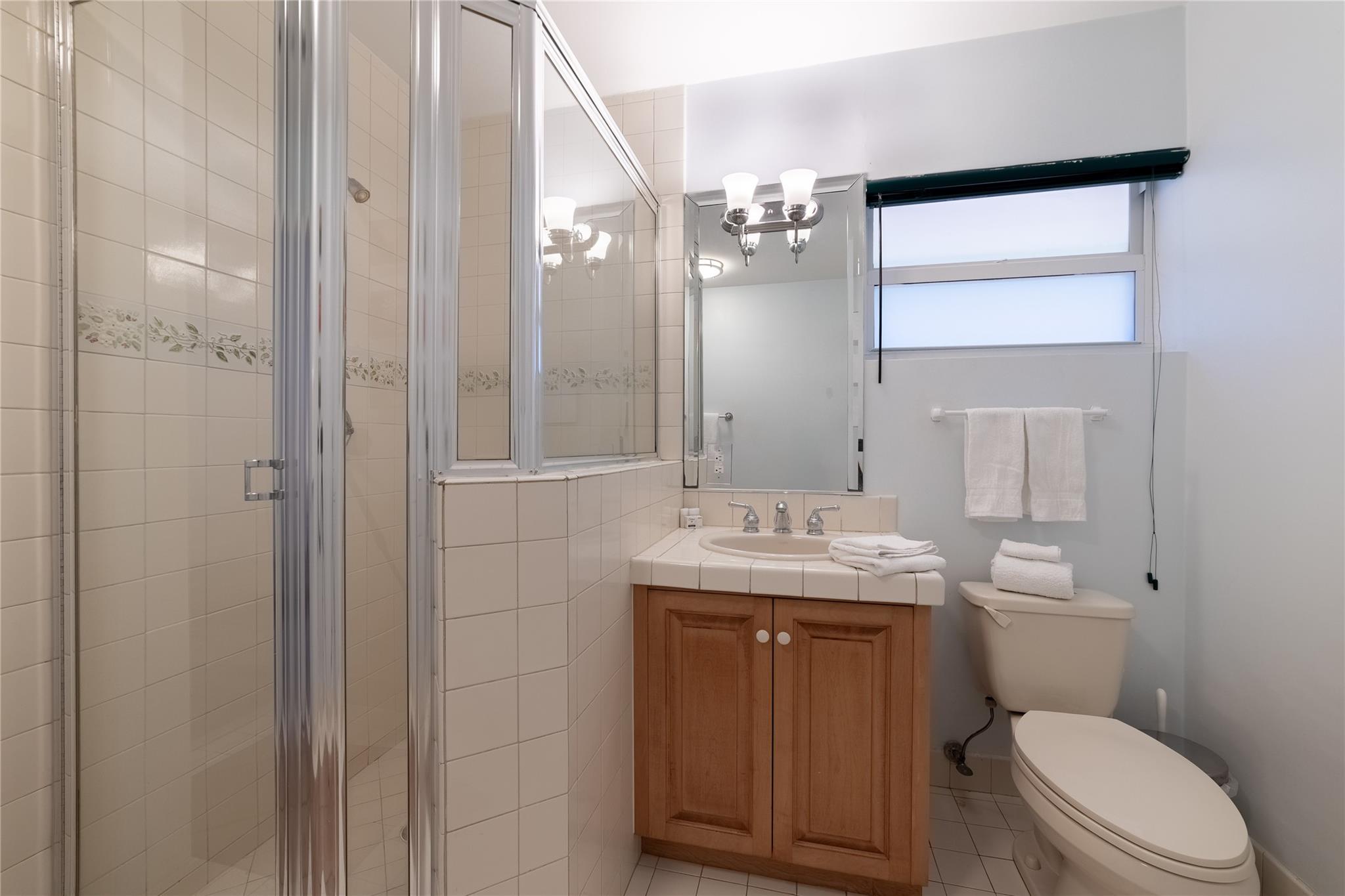 SEVEN ISLES - Residential Lease