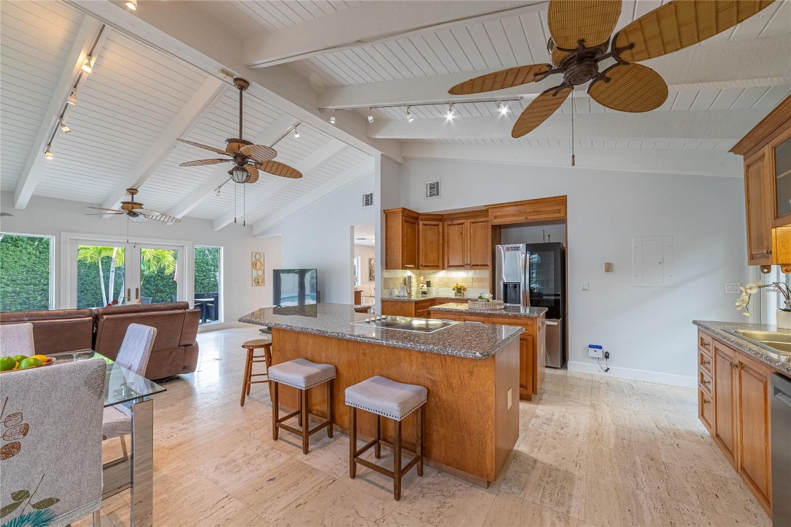 SEVEN ISLES - Residential Lease