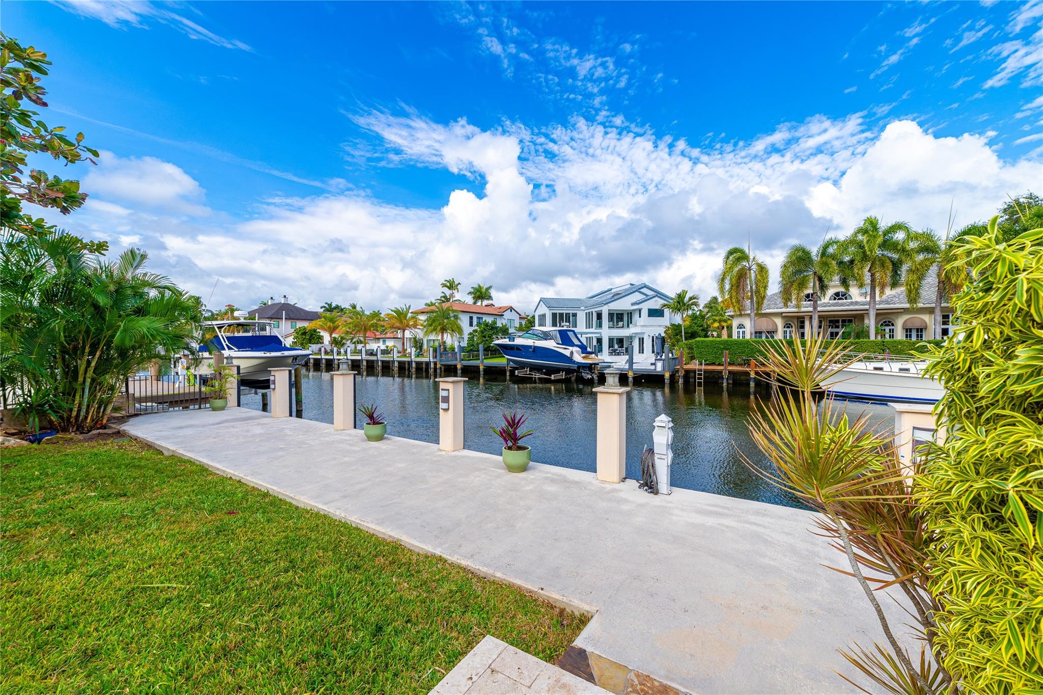 SEVEN ISLES - Residential Lease